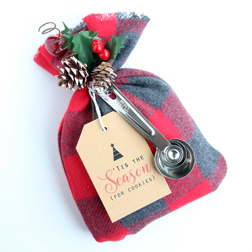 20 Holiday Gifts for Clients & Business Partners | Xoxoday