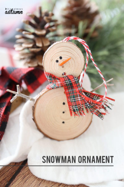 Make an easy wood slice snowman Christmas ornament - It's Always Autumn