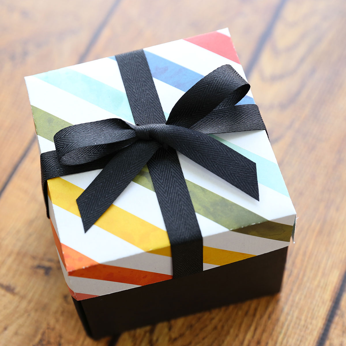 15 Lovely Homemade Gift Boxes