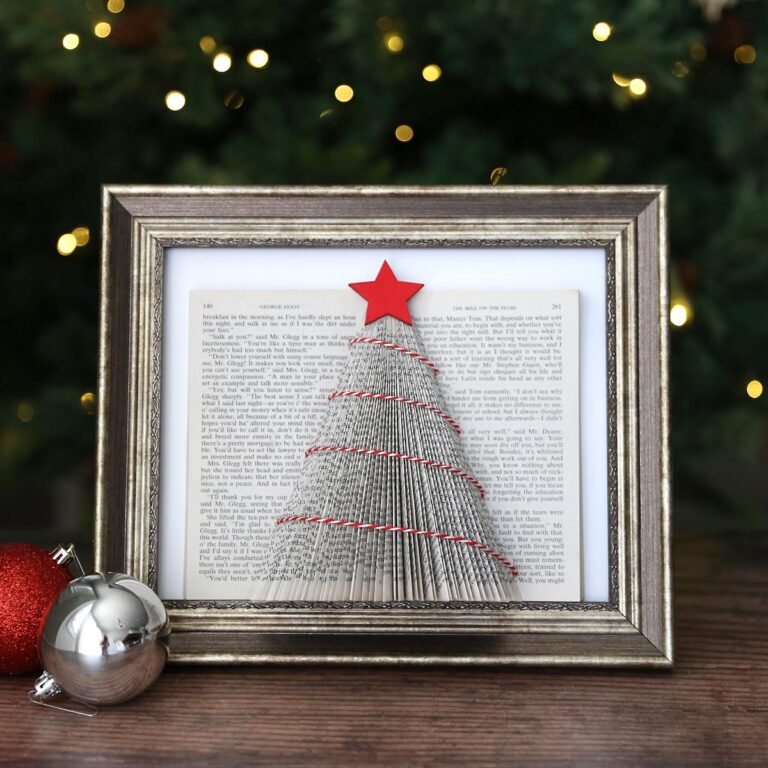 How to make a Folded Book Christmas Tree - It's Always Autumn