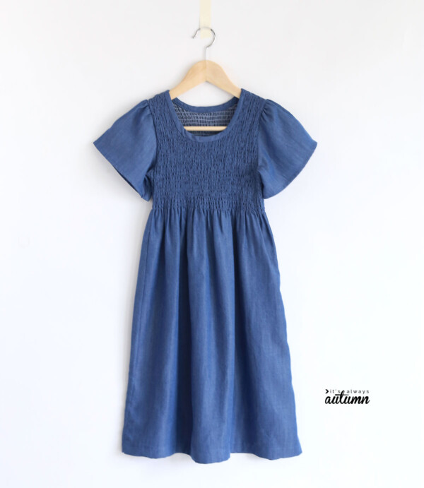 How to make a Smocked Chambray Dress - It's Always Autumn