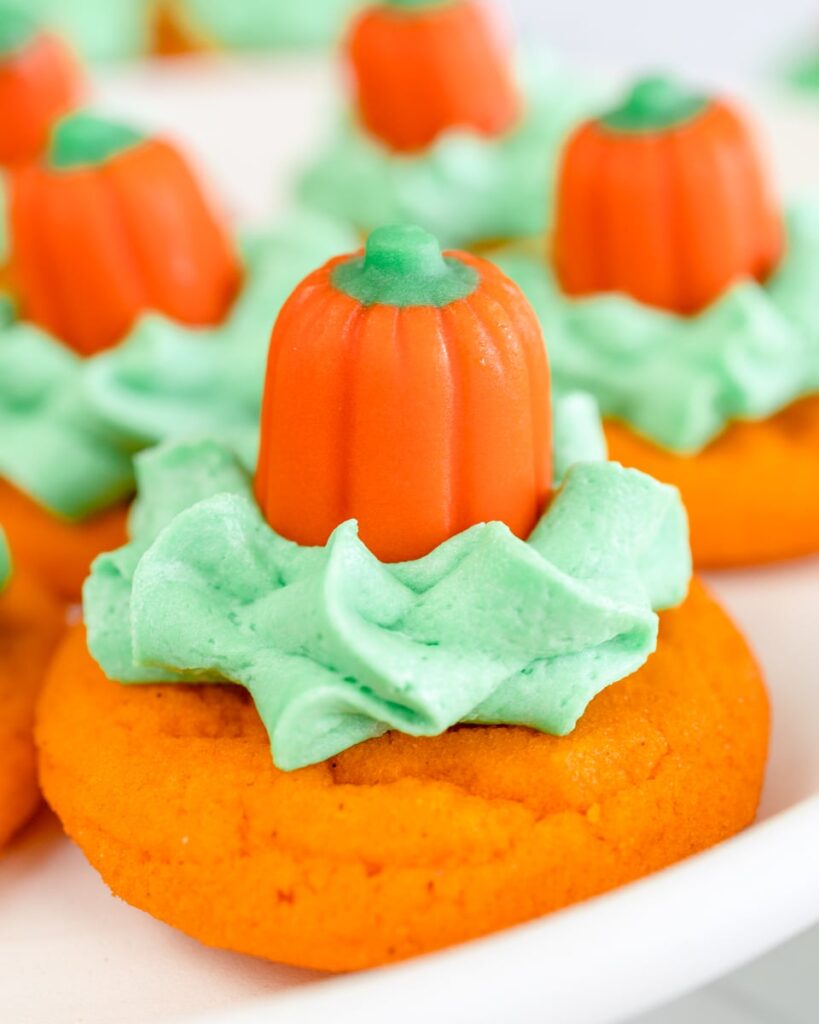 31 Easy + Spooky Halloween Cookies - It's Always Autumn